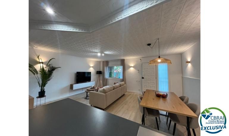 2 bedrooms Apartment in Empuriabrava, Spain No. 22168