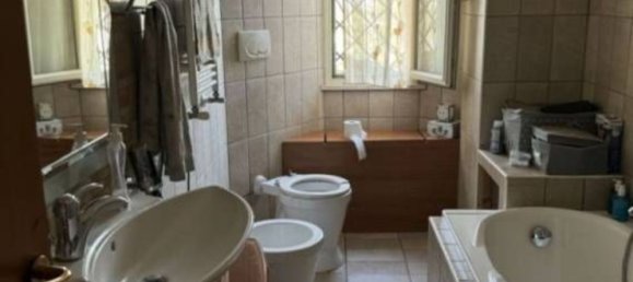 4 rooms House in Anzio, Italy No. 95825 18