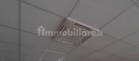 Офис с 1 комнатой в Сареццо, Италия № 7286 17