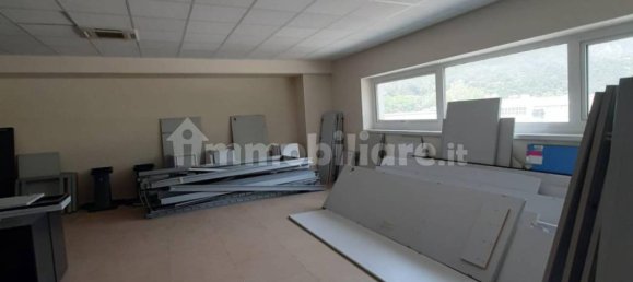 Офис с 1 комнатой в Сареццо, Италия № 7286 6