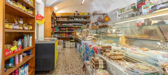 1 room Commercial property in Ivrea, Italy No. 297541 6