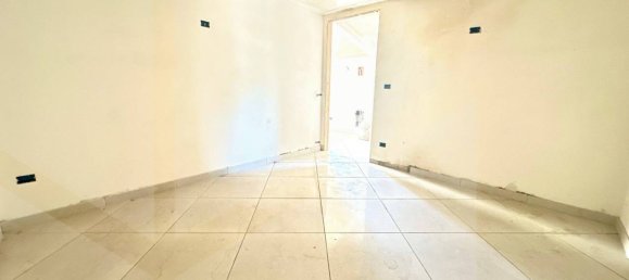 3 غرف نوم شقة في Giugliano in Campania, Italy رقم 16954 15