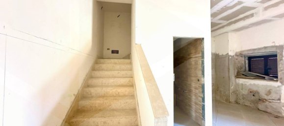 3 غرف نوم شقة في Giugliano in Campania, Italy رقم 16954 6