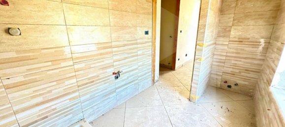 3 غرف نوم شقة في Giugliano in Campania, Italy رقم 16954 22