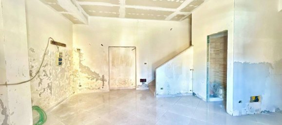 3 غرف نوم شقة في Giugliano in Campania, Italy رقم 16954 3