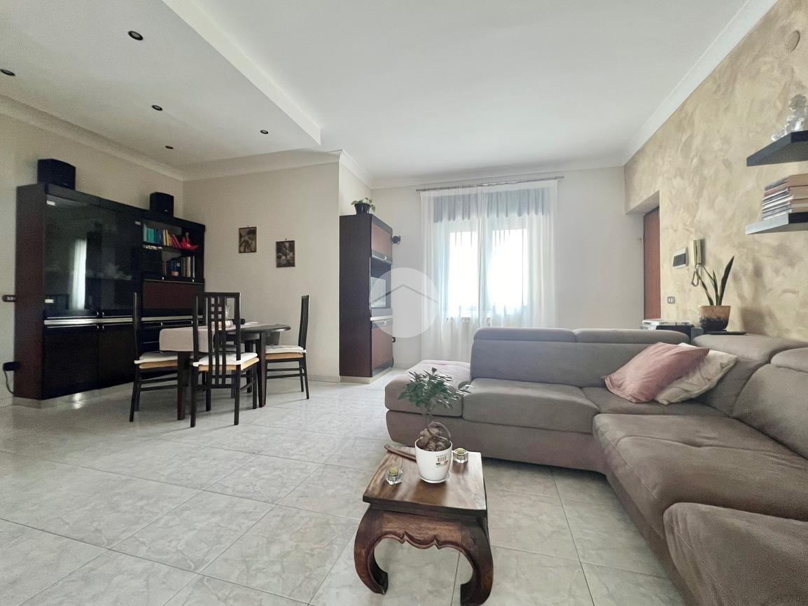 3 rooms Apartment in Marano di Napoli, Italy No. 2007