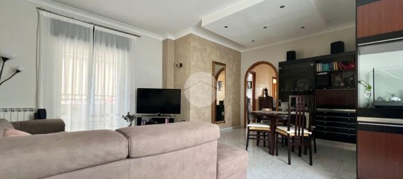 3 rooms Apartment in Marano di Napoli, Italy No. 2007 4