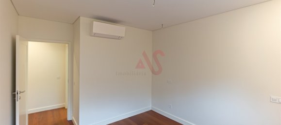 3 bedrooms Apartment in Matosinhos, Portugal No. 160399 24