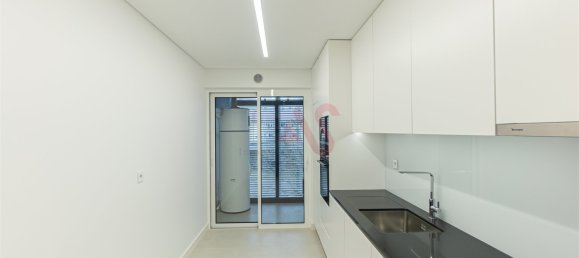 3 bedrooms Apartment in Matosinhos, Portugal No. 160399 9