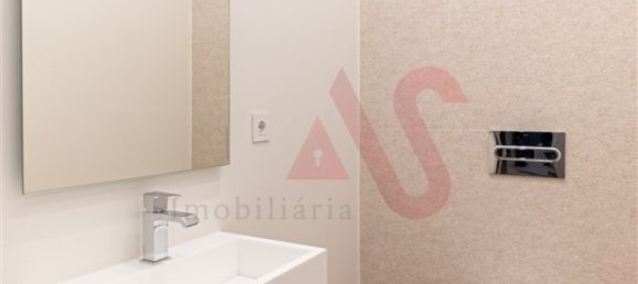 3 bedrooms Apartment in Matosinhos, Portugal No. 160399 16