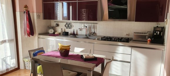 Casa de 3 habitaciónes en Guidonia Montecelio, Italy No. 256383 8