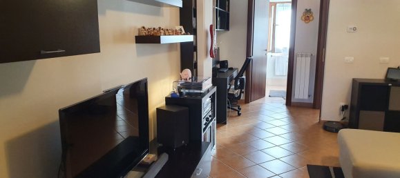 Casa de 3 habitaciónes en Guidonia Montecelio, Italy No. 256383 5