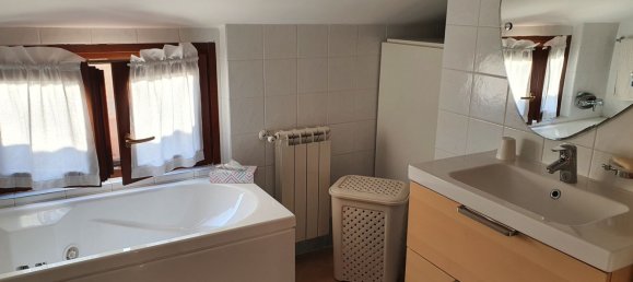 Casa de 3 habitaciónes en Guidonia Montecelio, Italy No. 256383 14