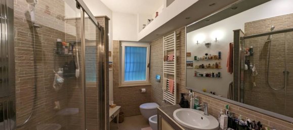 3 Schlafzimmer Villa in Sabaudia, Italy, Nr. 304890 8