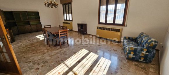 3 Schlafzimmer Villa in Medolla, Italy, Nr. 98816 4