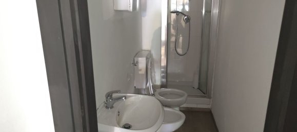 Garage à Genoa, Italy 131m² No. 348744 10