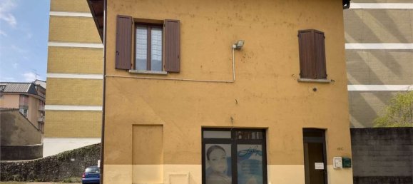 100m² Commercial property in Sesto Calende, Italy No. 336416 14