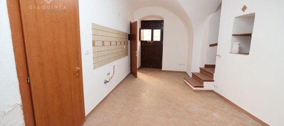 3-salle Maison à Palagonia, Italy No. 230983 29