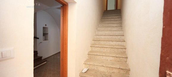 3-salle Maison à Palagonia, Italy No. 230983 28