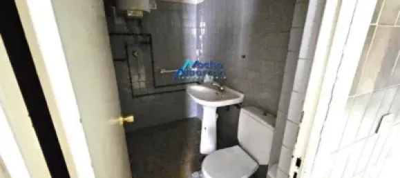 289m² Office in Badajoz, Spain No. 153918 4