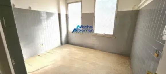 289m² Office in Badajoz, Spain No. 153918 8