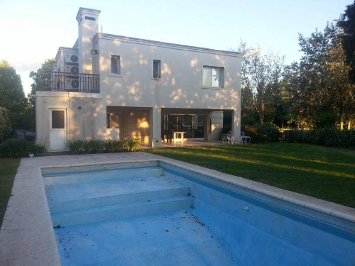 Casa T4 em Pilar, Argentina N.º 54310