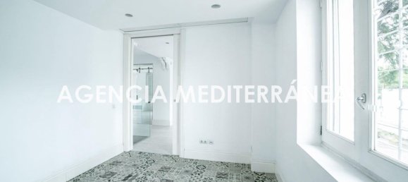 5 bedrooms House in Valencia, Spain No. 186008 8