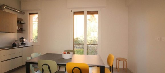 2 Schlafzimmer Wohnung in Siena, Italy, Nr. 1549 11