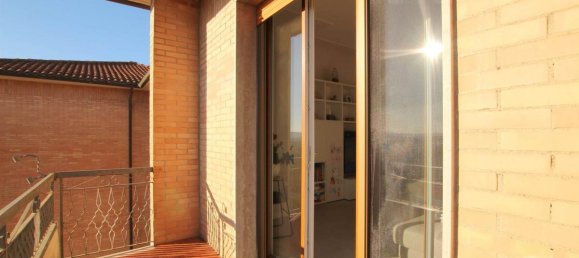 2 Schlafzimmer Wohnung in Siena, Italy, Nr. 1549 3