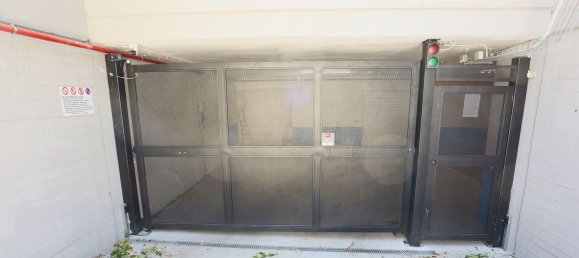 Гараж 13м² в Рим, Италия № 46790 3