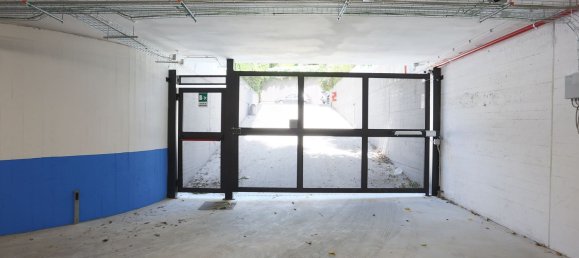 Гараж 13м² в Рим, Италия № 46790 5