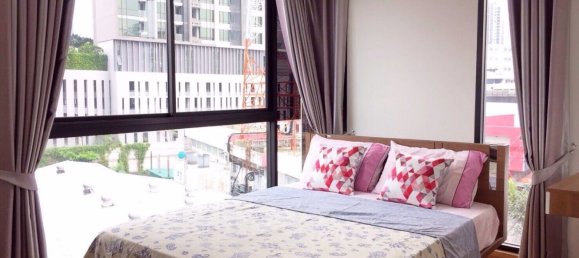 Кондоминиум  с 1 спальней в Ваттхана, Таиланд № 4540 3