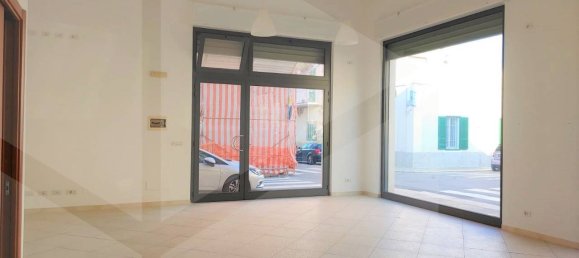 1 room Commercial property in Monopoli, Italy No. 27834 6