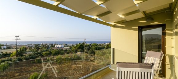 4 bedrooms Villa in Hersonissos, Greece No. 4500 2