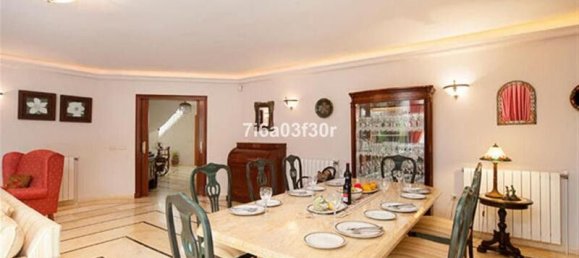 Casa de 5 dormitorios en Estepona, Spain No. 119887 5