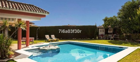 Casa de 5 dormitorios en Estepona, Spain No. 119887 21