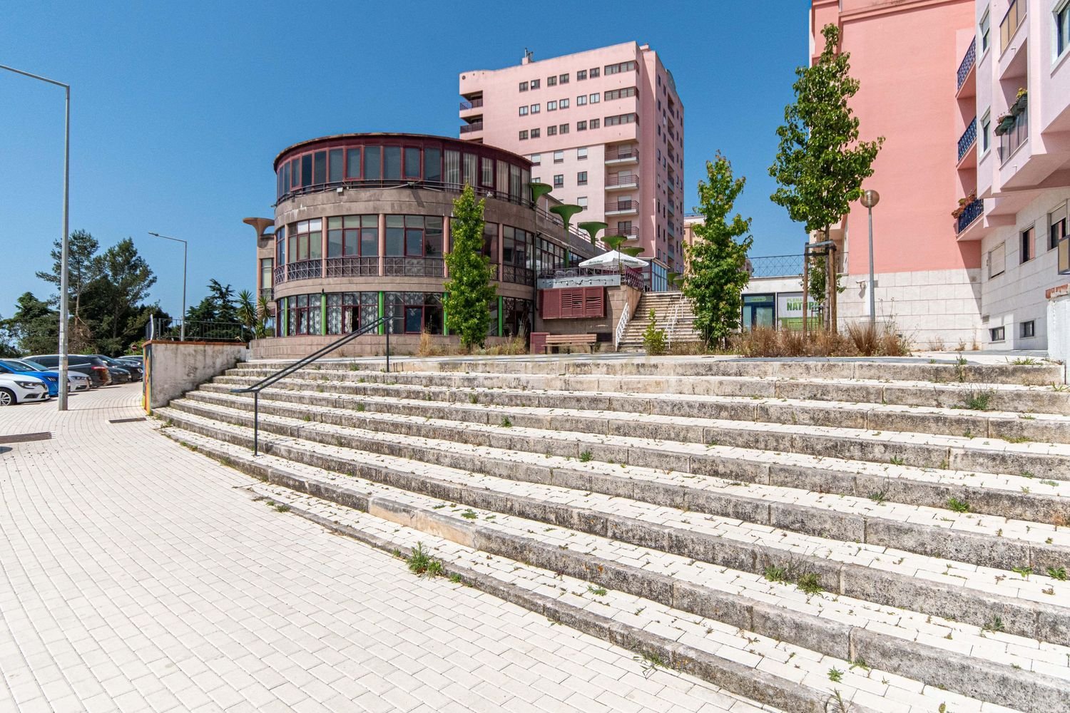 Propriété commerciale à Amadora, Portugal 50m² No. 192268