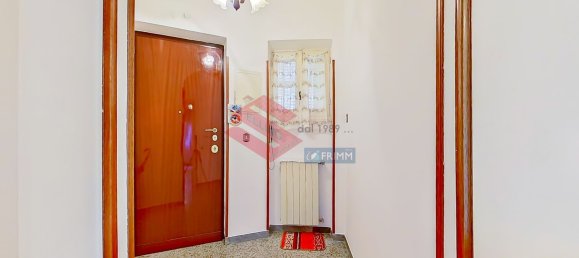 3 rooms Apartment in Rome, Italy No. 201881 3