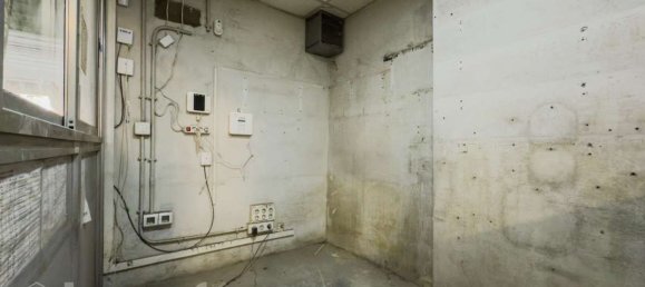 Gewerbliche Immobilie in Horta-Guinardo, Spain 236m², Nr. 174004 20