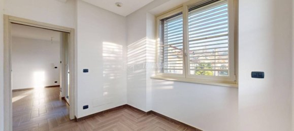 Apartamento de 2 dormitorios en Bra, Italy No. 74056 15