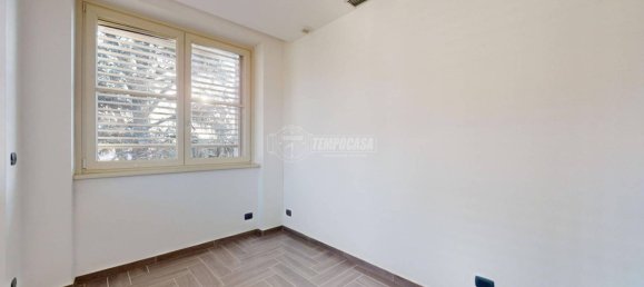 Apartamento de 2 dormitorios en Bra, Italy No. 74056 17