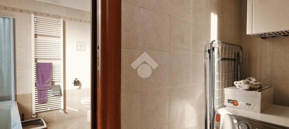 Casa de 2 dormitorios en Gallarate, Italy No. 65326 12