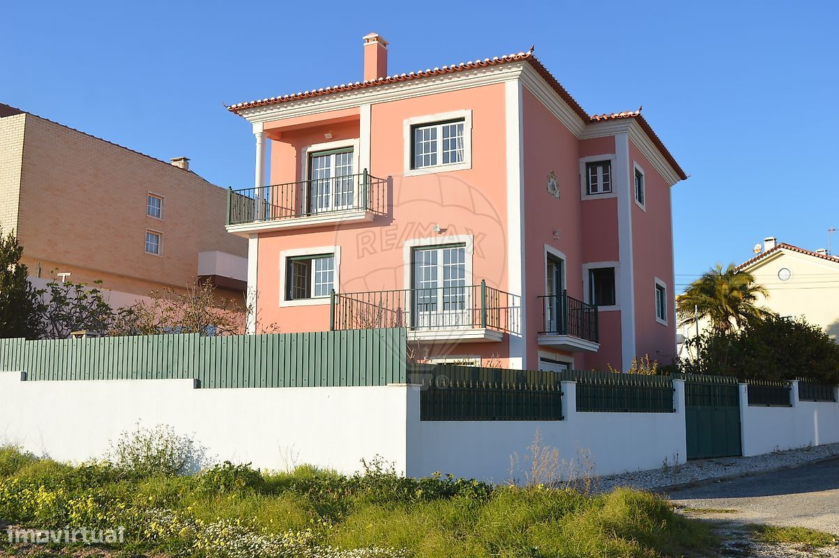 3 bedrooms House in Torres Vedras, Portugal No. 157113