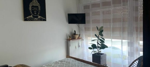 Apartamento de 1 dormitorio en Sezanne, France No. 88627 4