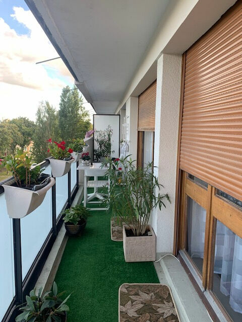 Apartamento de 1 dormitorio en Sezanne, France No. 88627