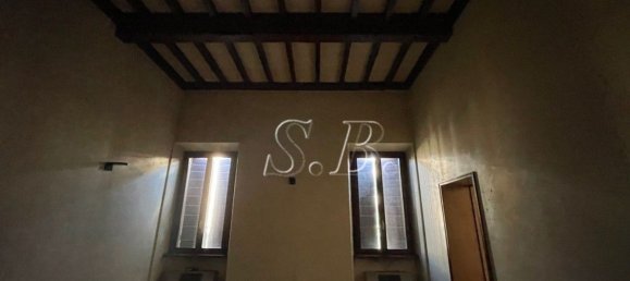 302m² Office in Mantua, Italy No. 364568 18