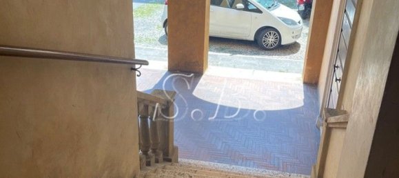 302m² Office in Mantua, Italy No. 364568 24