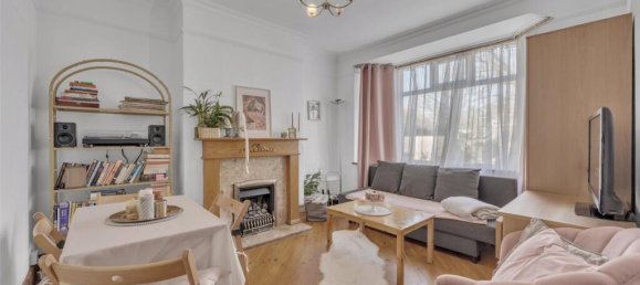 2 bedrooms Maisonette in London, United Kingdom No. 7855 21