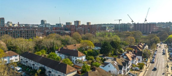 2 bedrooms Maisonette in London, United Kingdom No. 7855 34