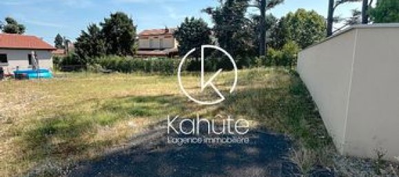 557m² Land in Saint-Chamond, France No. 304053 4
